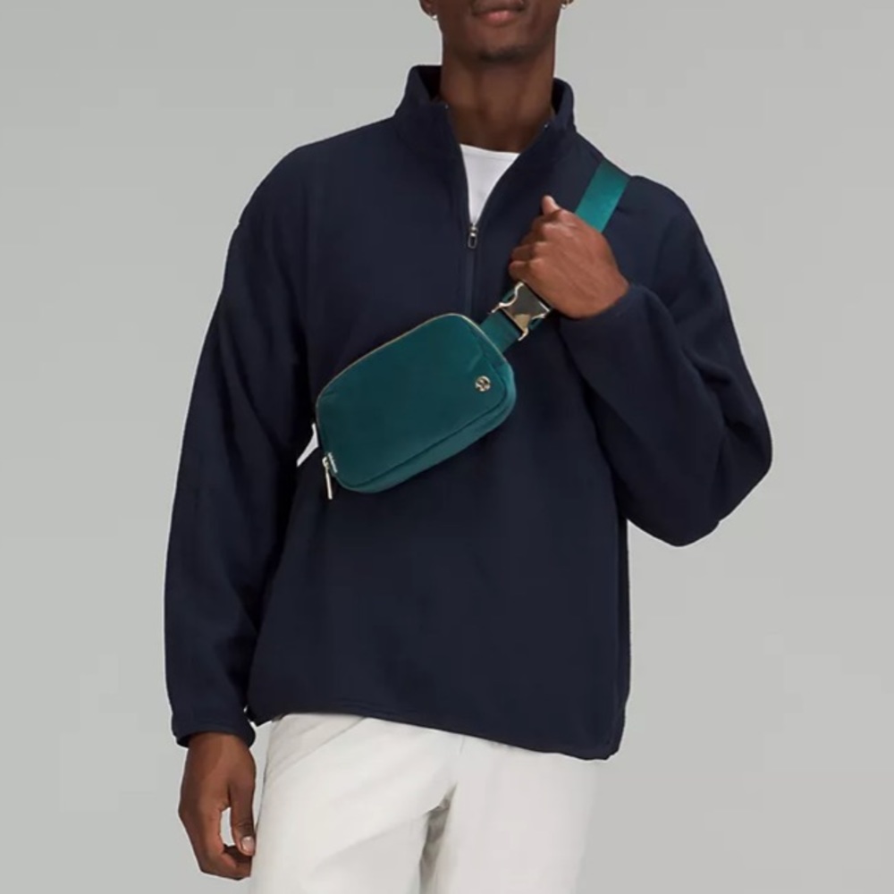 lululemon VELOUR Everywhere Belt Bag 1L (Teal/Turquoise) - Rare Gold Hardware - Picture 6 of 13